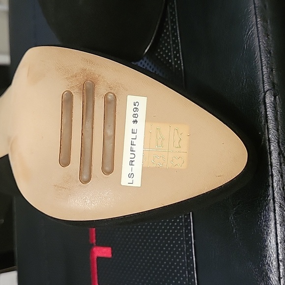 LeSilla 6in Italian LS-Ruffle heels - Picture 2 of 6